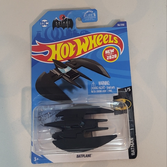Hot Wheels Batman Batplane 2018 - Picture 2 of 4